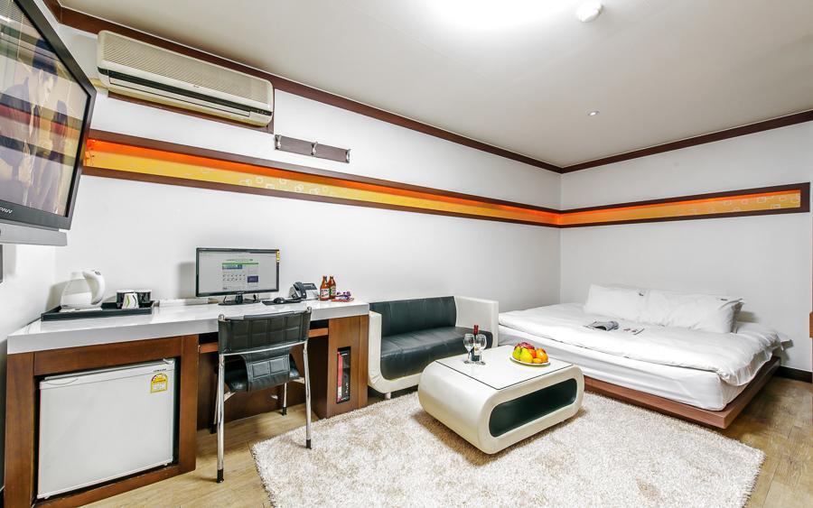 Mk Hotel Yeosu Exterior photo